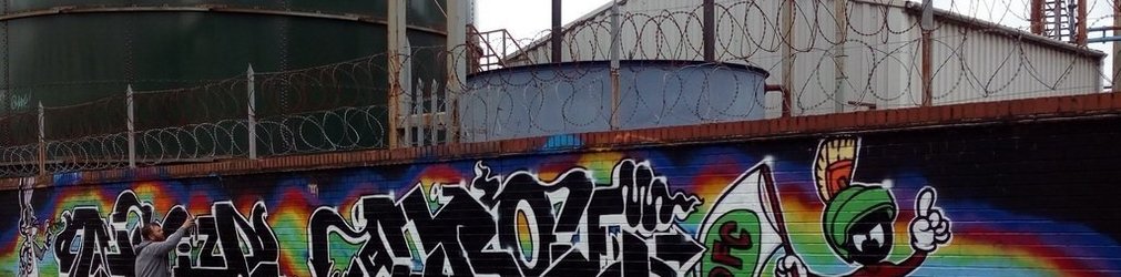 Warehouse gets graffiti makeover